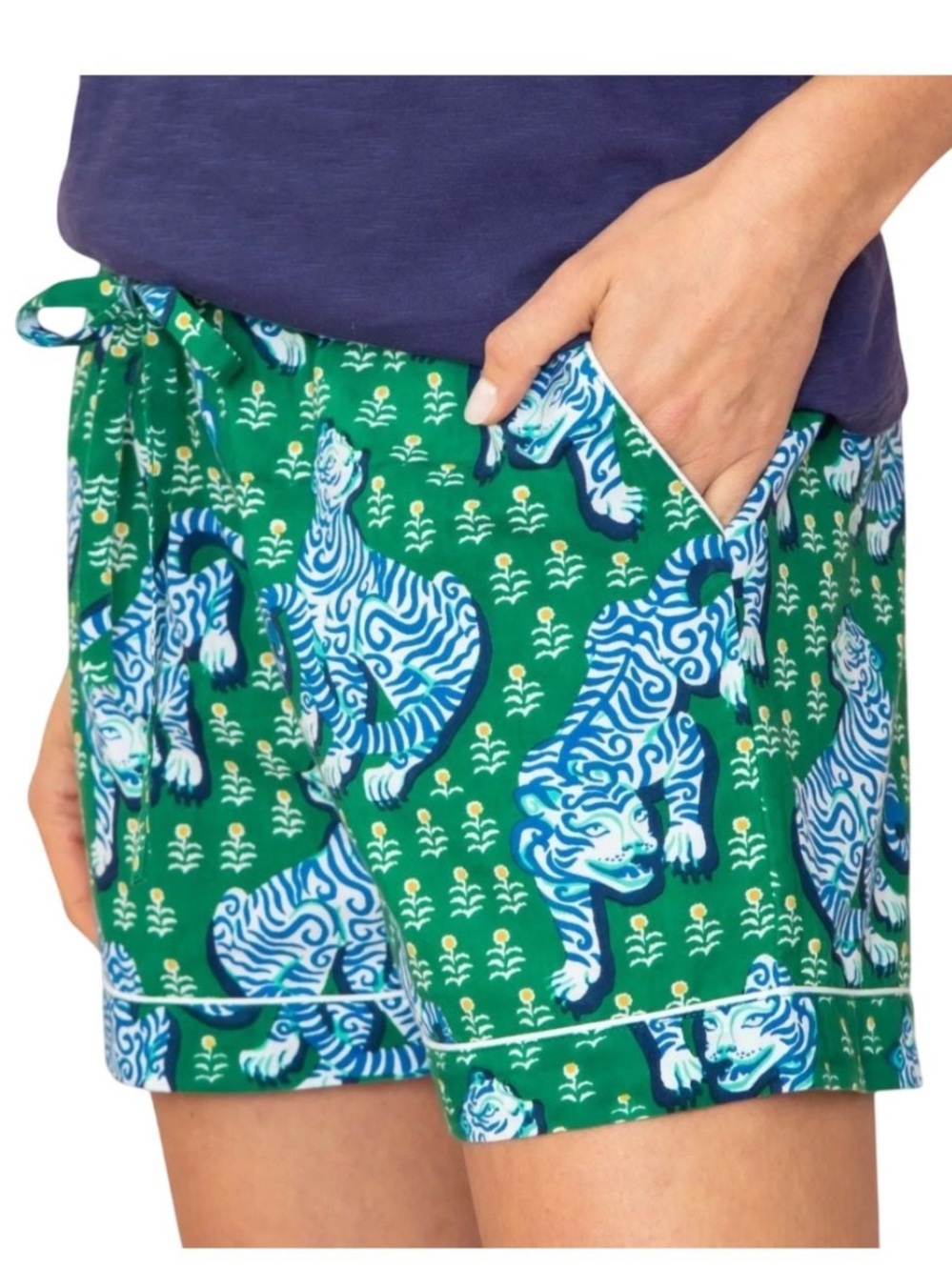 Printfresh Green Tiger Queen sleep shorts pajama bottoms. NWOT Small. Organic